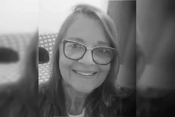 Professora aposentada do DF morre em acidente de carro no Espírito Santo
