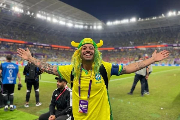 Rei da Arábia Saudita procura brasileiro após vitória contra Argentina - Metrópoles