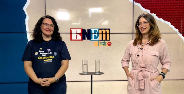 Foto colorida da gravação de um dos episódios do videocast Enem à Vista - Metrópoles