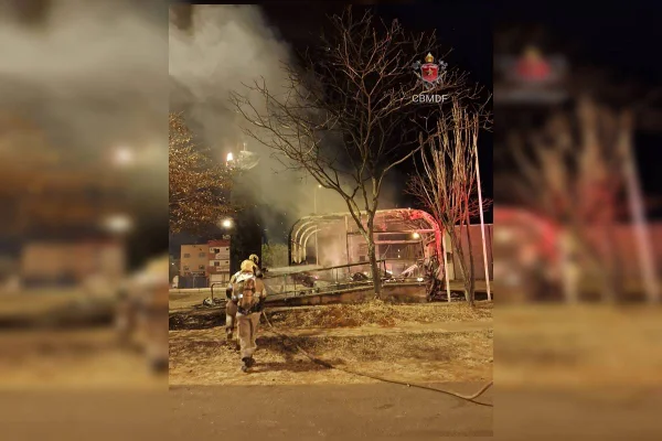 Incêndio postinho da PMDF Riacho Fundo 2