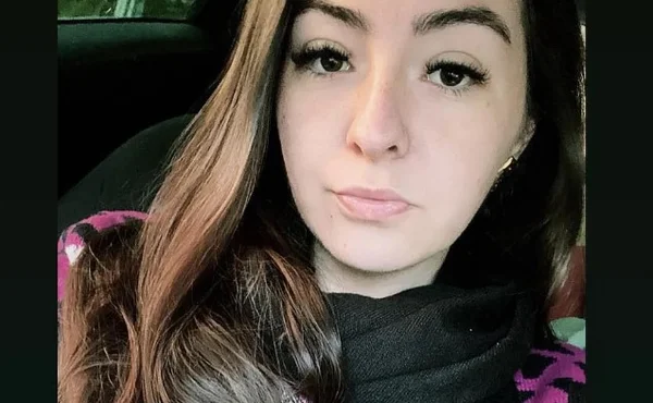 Mulher é morta a facadas pelo ex na casa de amiga em SC