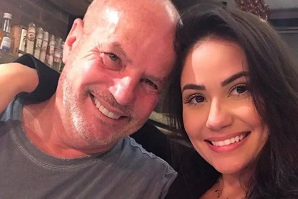 jayme monjardim e namorada anne