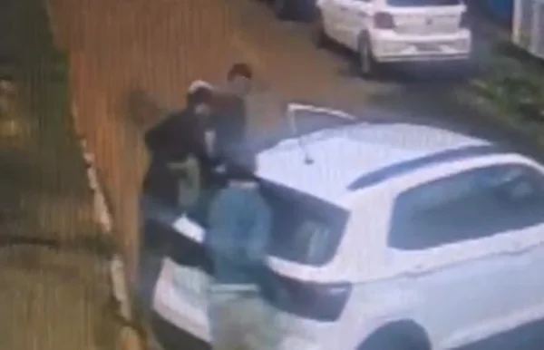 Morador do DF é rendido e assaltado na porta da casa dele, em Samambaia