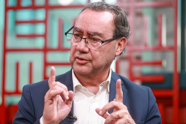Augusto Cury diz que deixará negócios se for eleito presidente