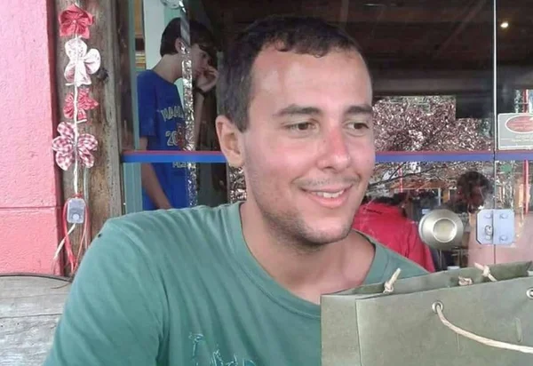 Protesto pede mais segurança em trilhas e cachoeiras