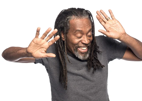 Bobby McFerrin vem ao Brasil em março para apresentações em Trancoso