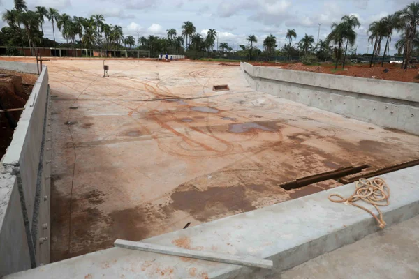 Piscina de Ondas - Metrópoles