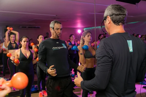 Aulão tradicional do professor Hermes anima sábado na Bodytech