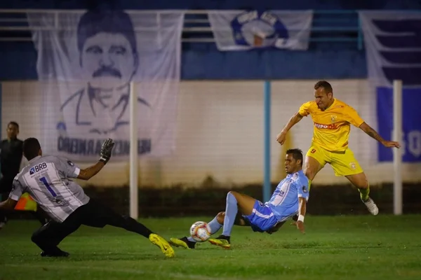 Brasiliense se impõe diante do Luziânia e vence fora de casa