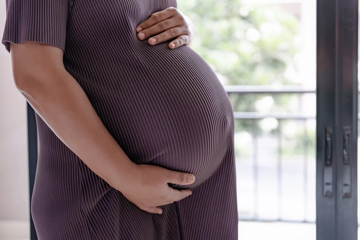 Barriga de mulher grávida - Metrópoles
