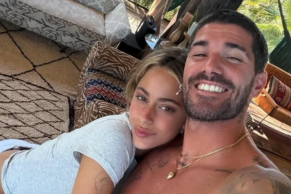 Entenda a briga de Tini Stoessel com o pai por patrimônio milionário - destaque galeria
