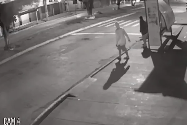 Jovens que mataram homem em parada ficam em centro de internação