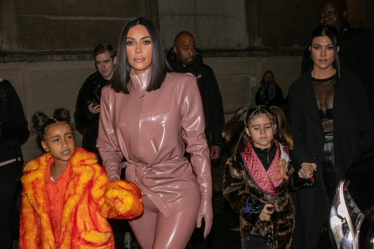 Kim e Kourtney Kardashian Kim e Kourtney Kardashian