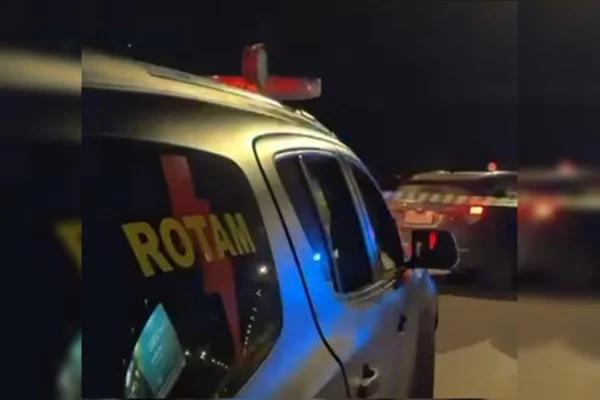 Ataque sangrento no DF: homem armado confronta PM e morre baleado