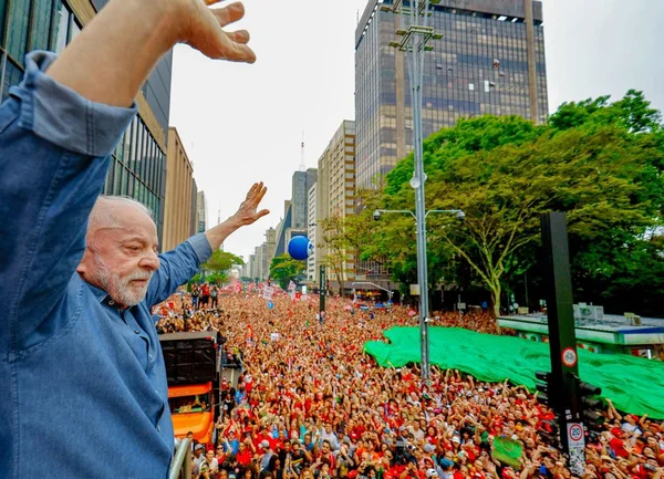 Lula articulou votação das PECs 6×1 e Segurança em almoço com chefe da CCJ