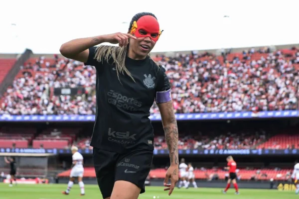 Imagem colorida de Victoria Albuquerque do Corinthians - Metrópoles
