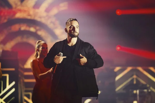 “Nunca deixarei de ser um menino”, diz Maluma em documentário
