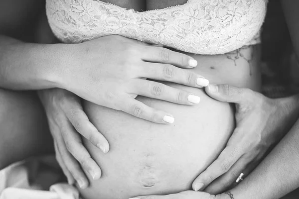 Hospital é multado por fazer laqueadura em mulher grávida