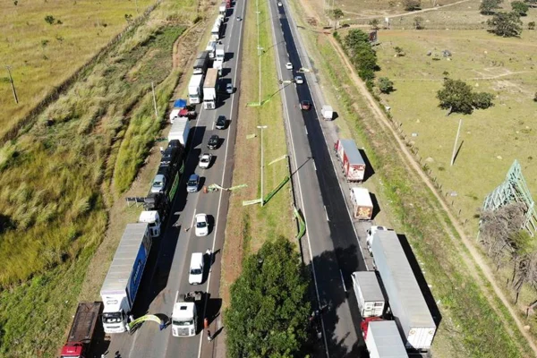 Para evitar greve de caminhoneiros, governo vai ampliar fiscalização do piso do frete