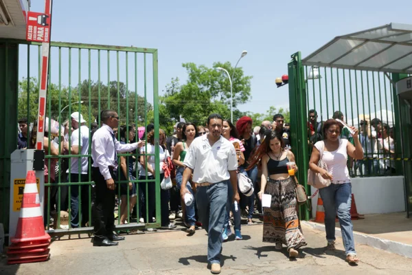 No DF, 29,4% dos inscritos não fizeram as provas do Enem. Índice é o quarto maior do país