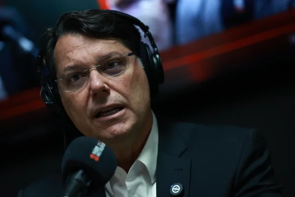 Kiko Caputo na sabatina da Rádio Metrópoles