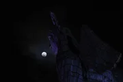 A Lua ilumina a noite antes de um eclipse lunar, em 27 de agosto de 2026, em Quito, Equador