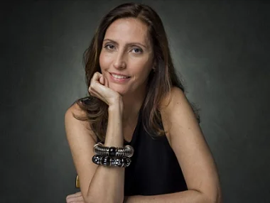 Autora Claudia Souto