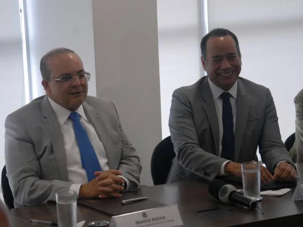 Ibaneis consegue R$ 10 milhões para investir em esporte no DF