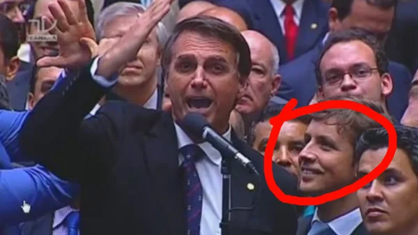 No destaque, Fabrício Oliveira