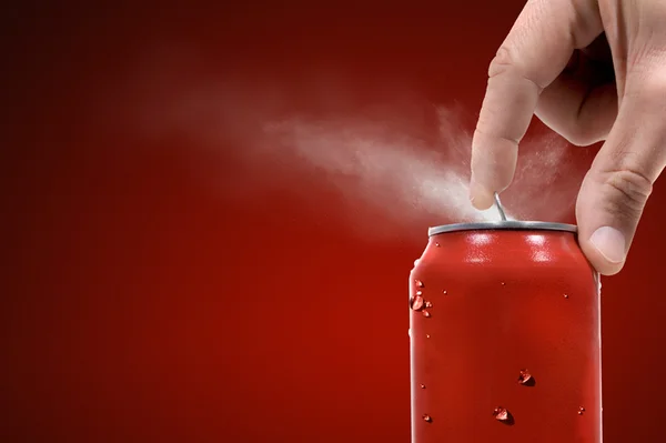 Coca-Cola supera expectativa e vê lucro e receita aumentarem no 1º tri