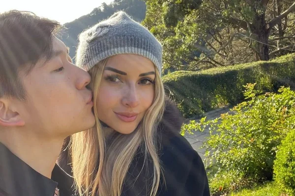 Jornalista expõe relacionamento com Pyong Lee: “É um bom ator”