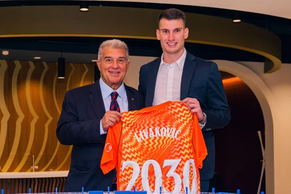 Barcelona anuncia a contratação de carrasco do Brasil na Copa de 2022