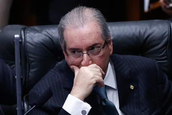 Eduardo Cunha movimentou R$ 25 milhões na Bolsa de Valores