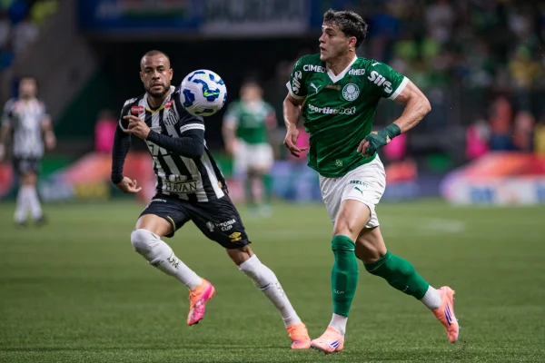 Imagem colorida da partida entre Palmeiras x Santos