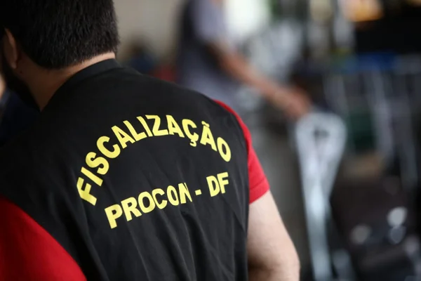 Procon-DF tem 58,5% de cargos vagos e 53% de comissionados sem vínculo