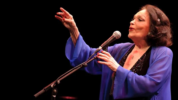 Espetáculo “Bibi Ferreira Canta Repertório Sinatra” chega a Brasília
