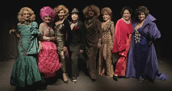 Leandra Leal vem a Brasília para apresentar o filme “Divinas Divas”