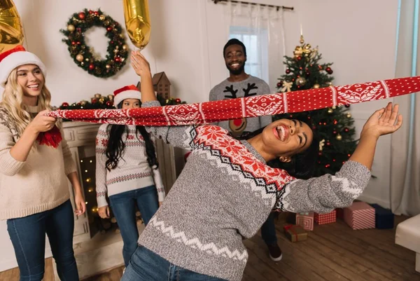 7 sugestões de brincadeiras para animar a noite de Natal