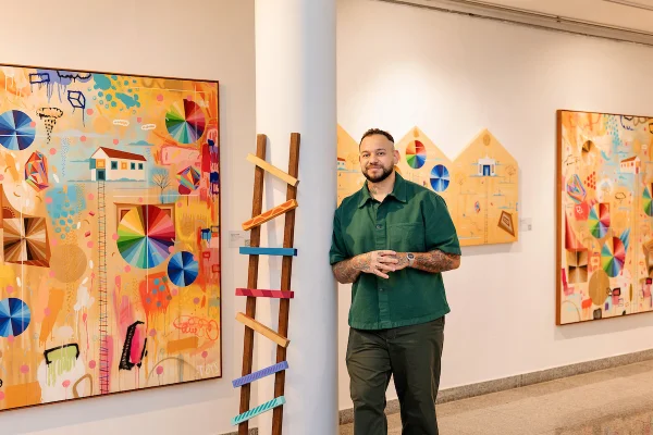 Daniel Toys em inauguração da exposição "O Que Nos Habita"