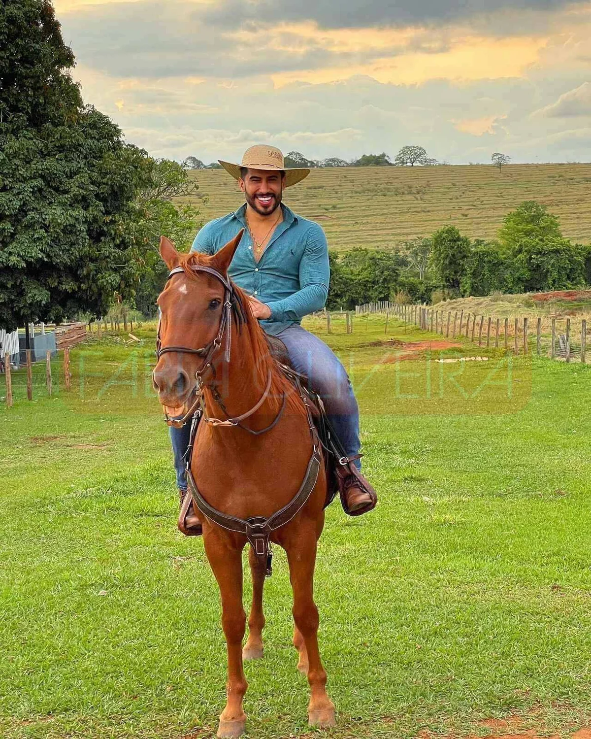 Laéllyo Mesquita é um dos nomes para o elenco de A Fazenda 18 - imagem 5 Laéllyo Mesquita é um dos nomes para o elenco de A Fazenda 18 - imagem 5