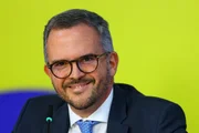 Ministro de Portos e Aeroportos, Tomé Franca Ministro de Portos e Aeroportos, Tomé Franca