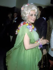 Vestido verde com flores Vestido verde com flores