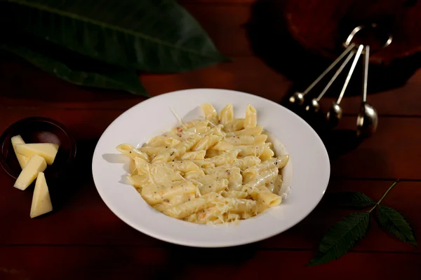 3 maneiras de aproveitar as cascas de queijo parmesão que sobraram