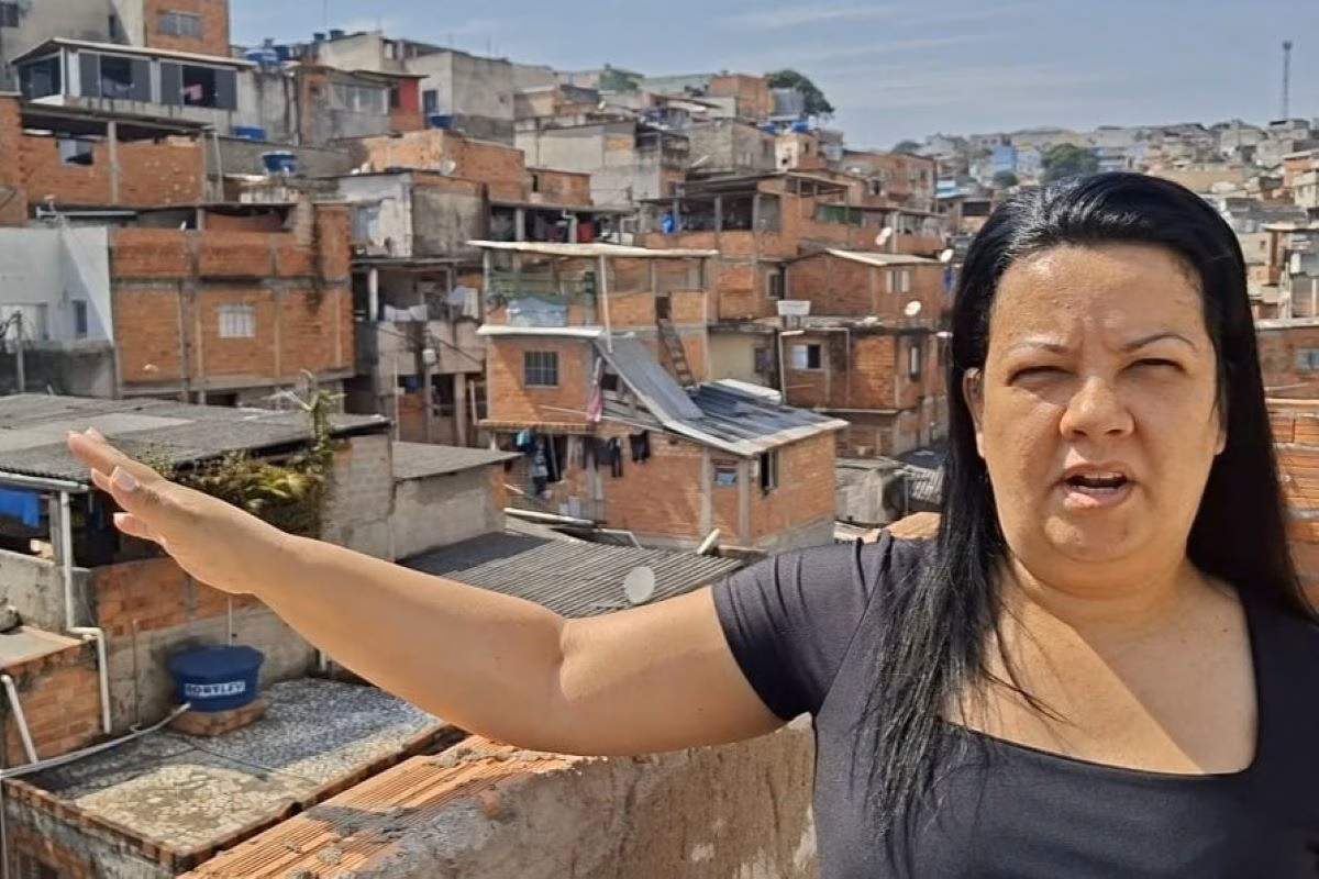 Aurea-Pq-Santa-Madalena Sabesp cobra taxa de esgoto de casas ligadas a córrego a céu aberto