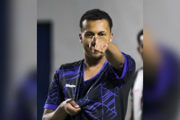 ES: motorista morre afogado ao buscar ajuda após carro cair em represa - destaque galeria