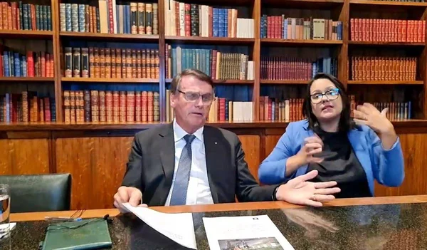 Bolsonaro defende correção na tabela do IR: “Virou redutor de renda”