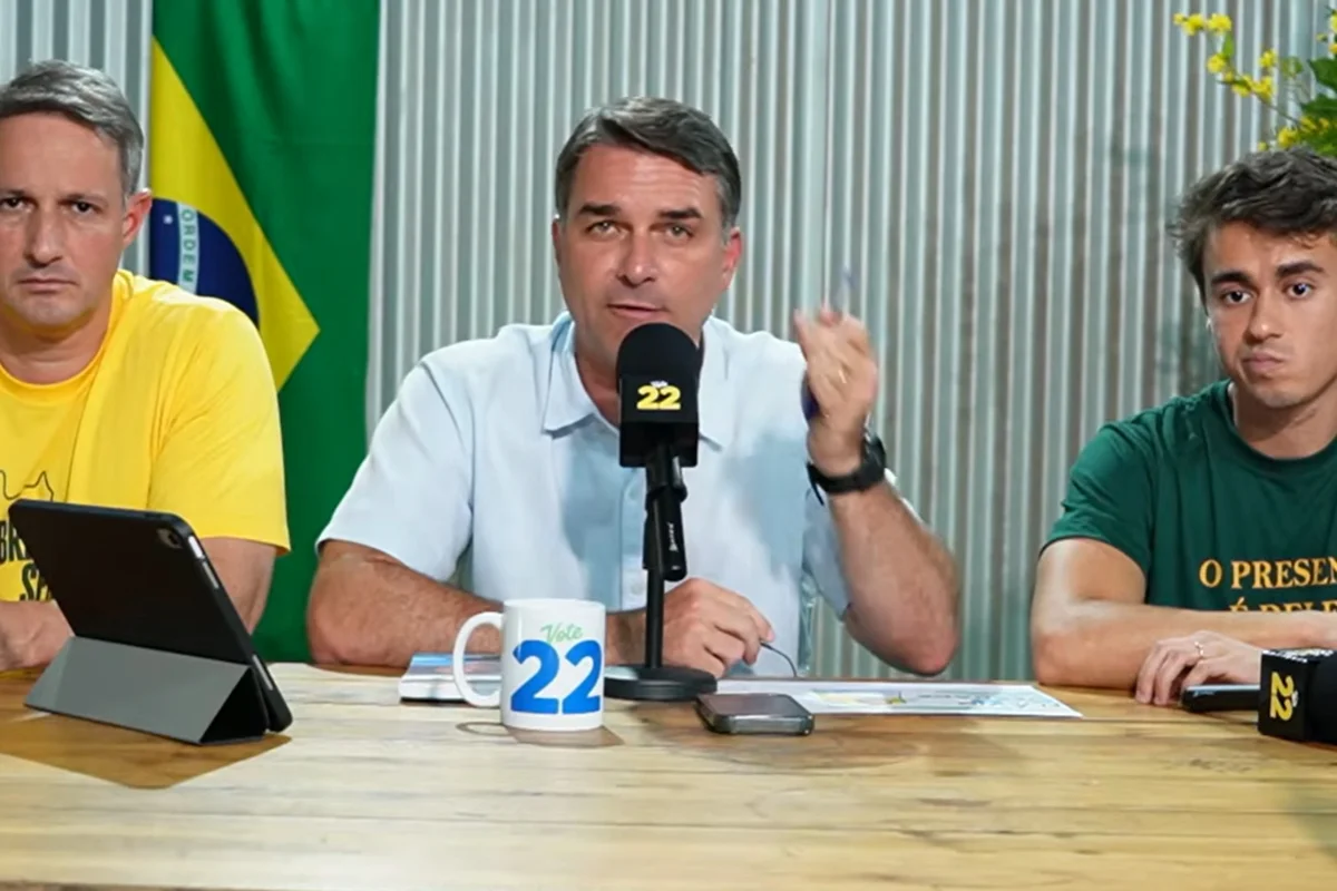 Flávio em campanha Flávio em campanha