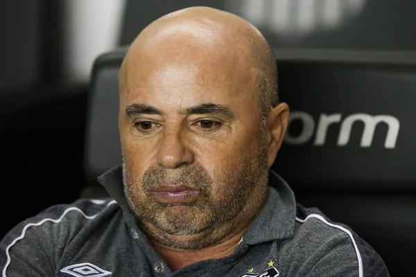 Estatísticas do Brasileirão: Santos domina rankings de cartões