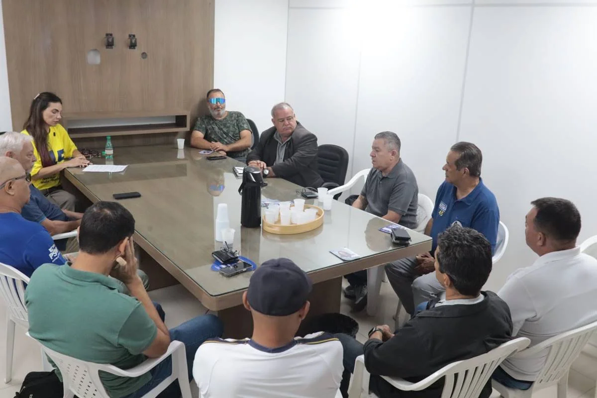 Paula Belmonte assinou uma carta em que se compromete com diversas reivindicações da categoria Paula Belmonte assinou uma carta em que se compromete com diversas reivindicações da categoria