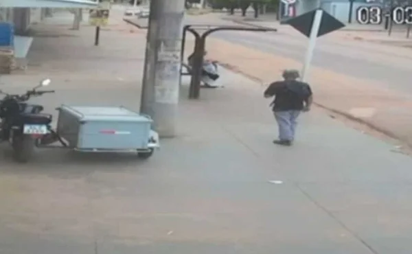 Imagens de camera de segurança mostram jovem sendo perseguida por homem - Metrópoles